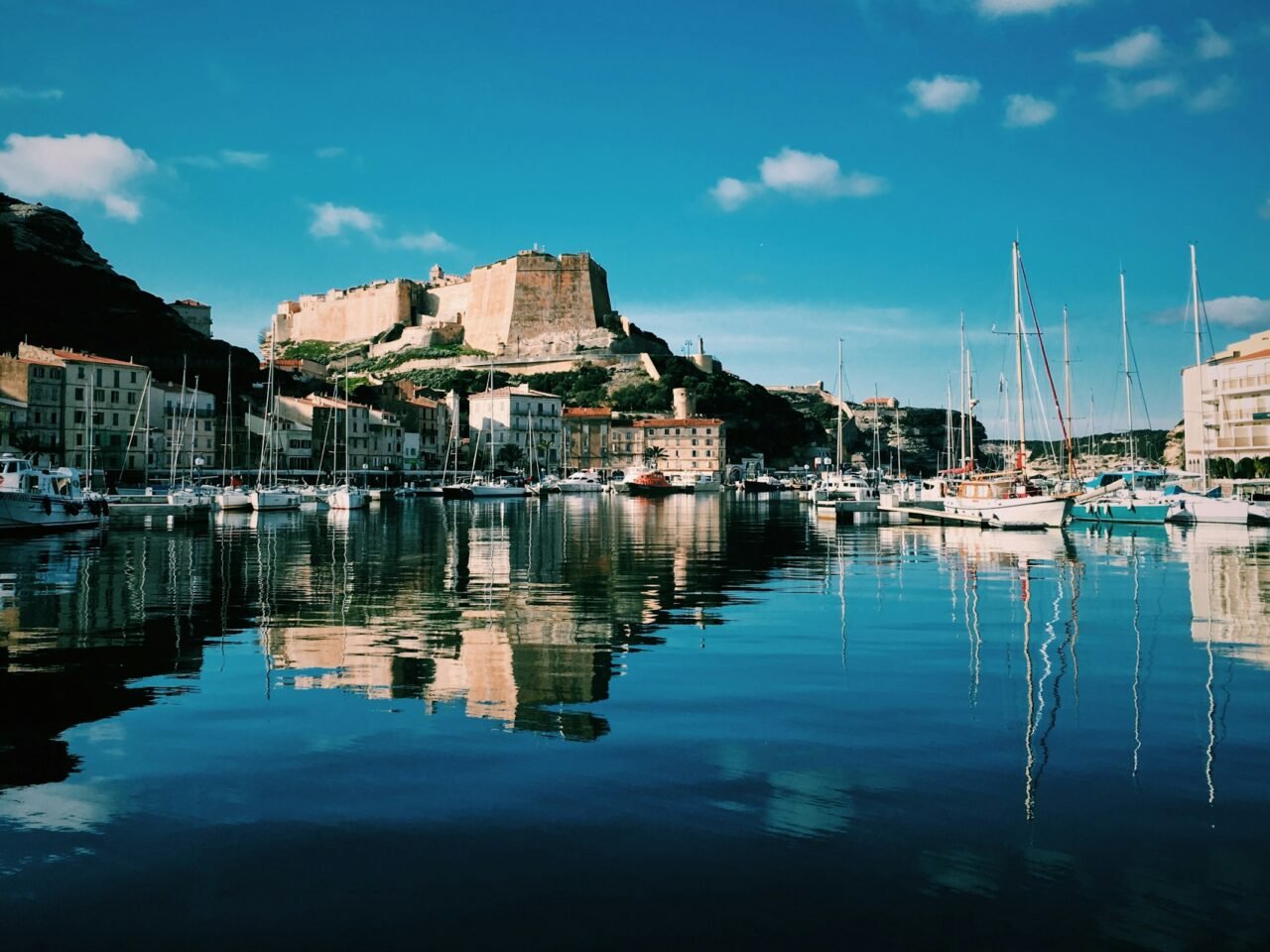 https://vadovia.kinguru.pt/wp-content/uploads/2024/09/joao-marcelo-martins-W7u5wIkFIoQ-unsplash-1280x960.jpg